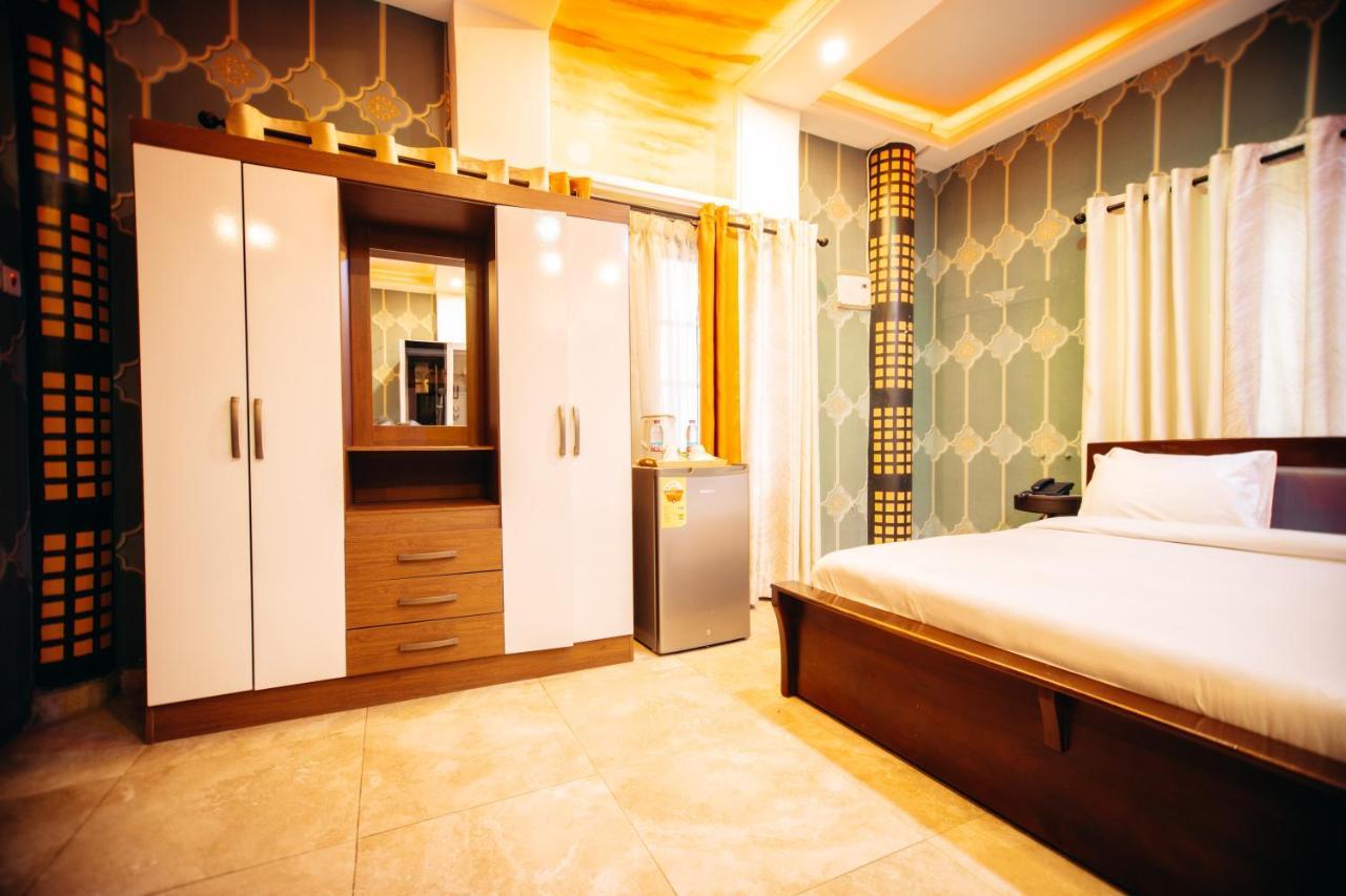 Plus 33 Hotel Nungua Екстер'єр фото