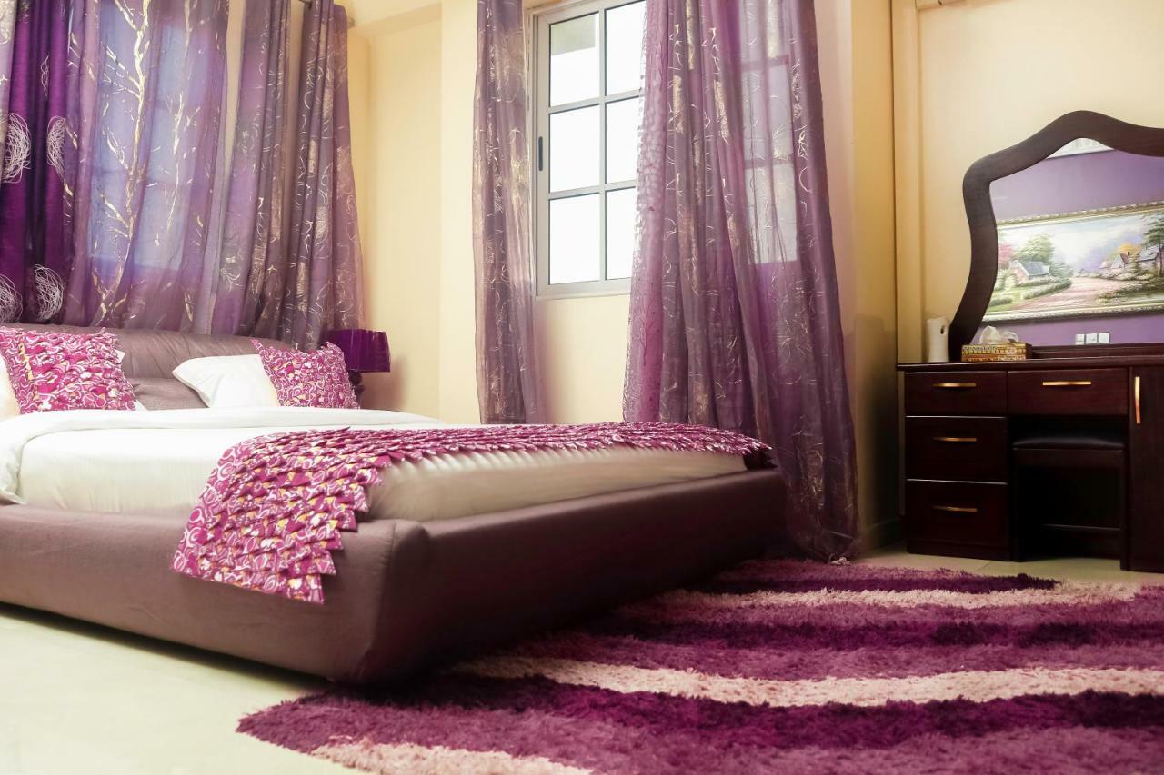 Plus 33 Hotel Nungua Екстер'єр фото